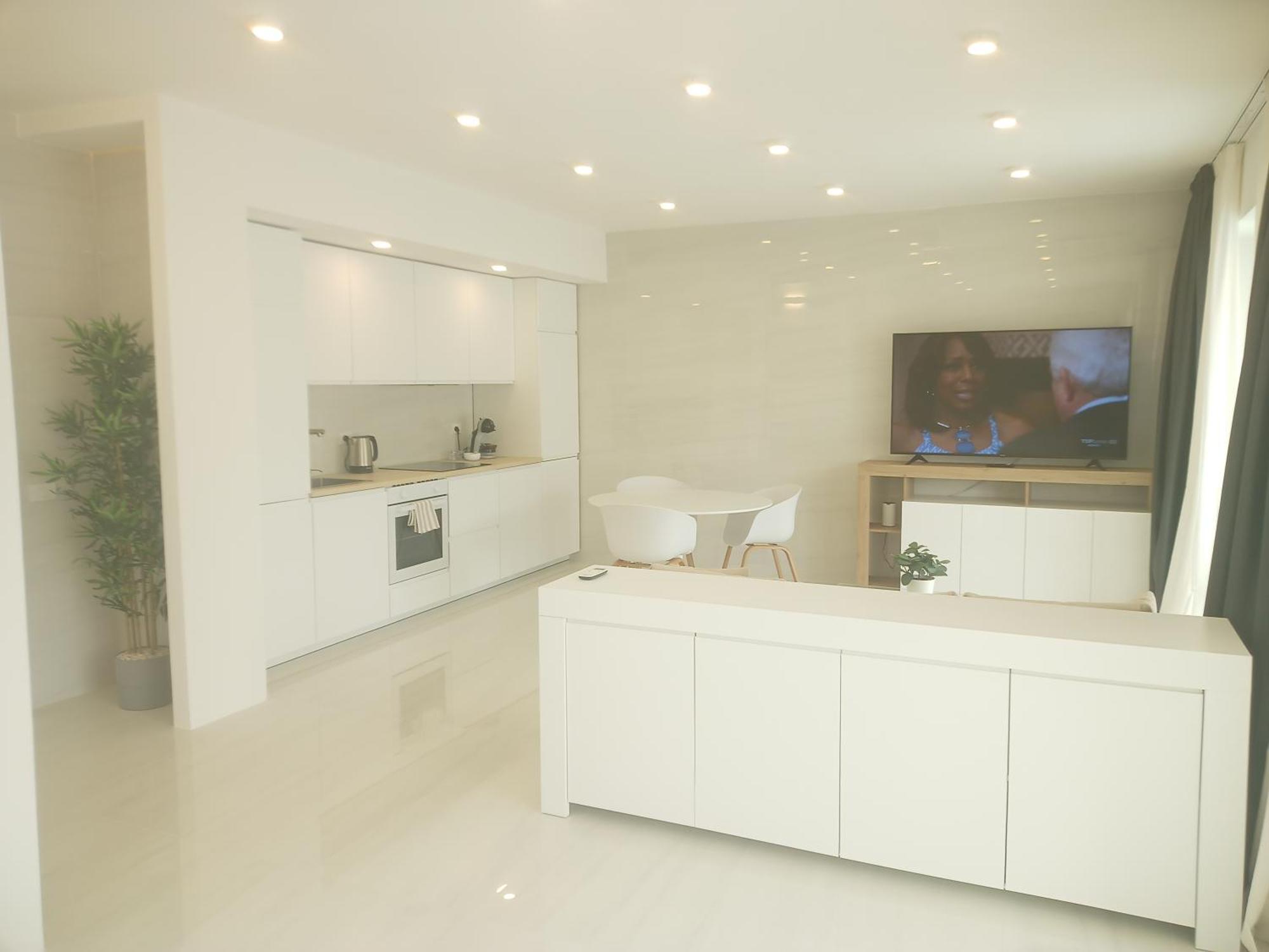 אורוסיי Smart Luxury Suites & Apartments מראה חיצוני תמונה