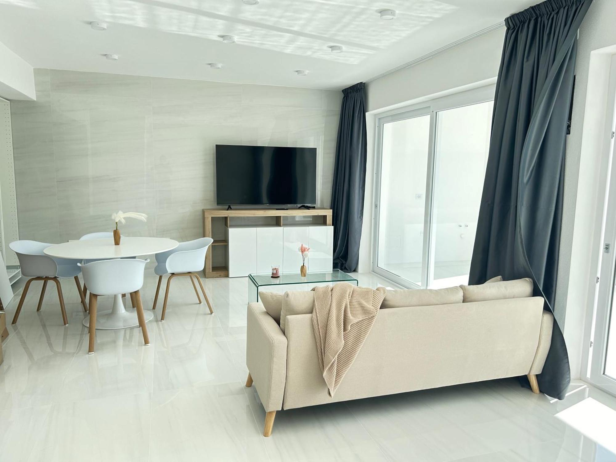 אורוסיי Smart Luxury Suites & Apartments מראה חיצוני תמונה